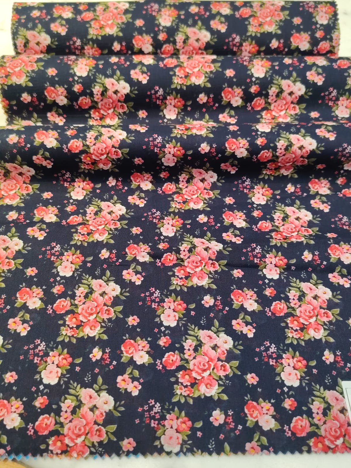 100% Cotton Superfine Lawn pattern 18
