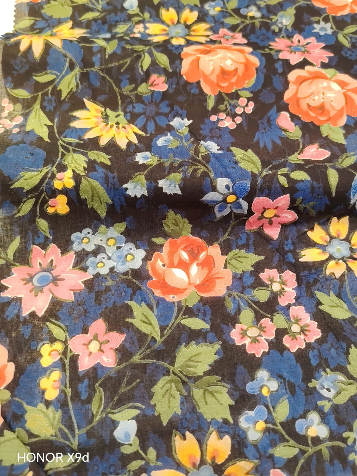 100% Cotton Superfine Lawn pattern 38